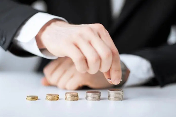 担保贷款在现代金融体系中的关键作用与实施要点解析 担保贷款在现代金融体系中的关键作用与实施要点解析